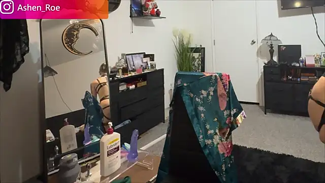 AshenRoe 现场XXX聊天