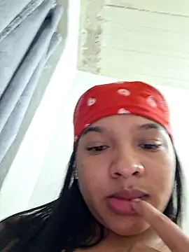 AnnaMil3J 现场XXX聊天