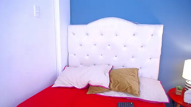 Akane_Uwu – Naživo XXX chat