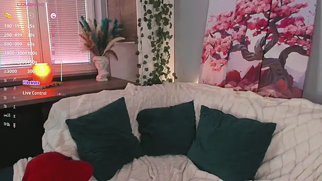 OssieCrews' Live XXX Chat