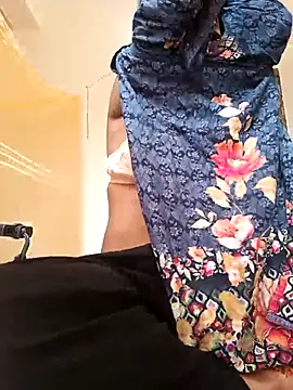 Show de Jhunaki_789 na webcam