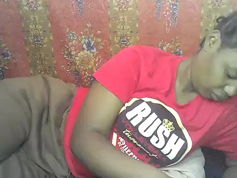 princess-maira's Webcam Show