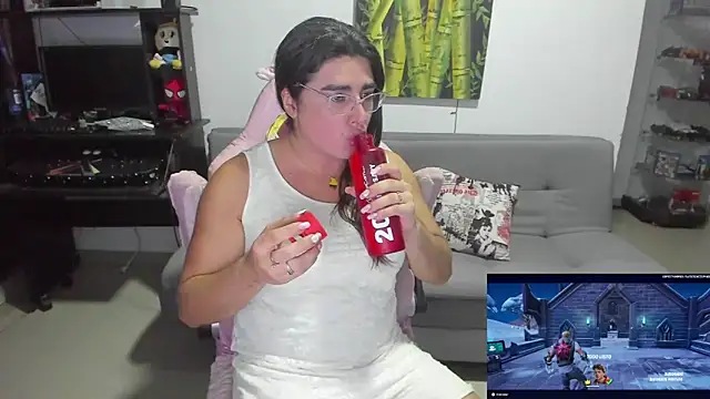 Khalifa_Gold Live XXX-chat