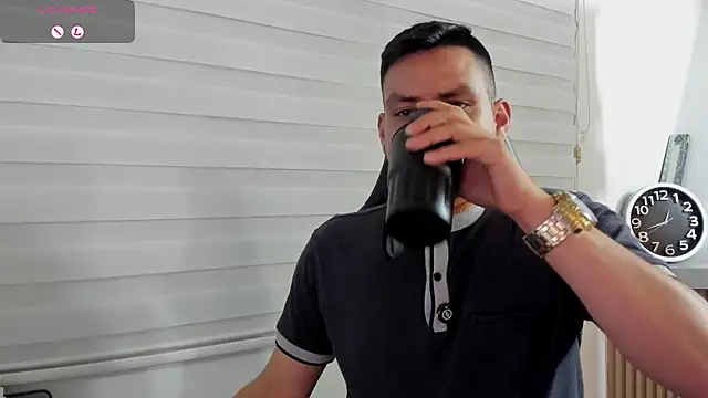 Chat XXX ao vivo de Rick_Adams