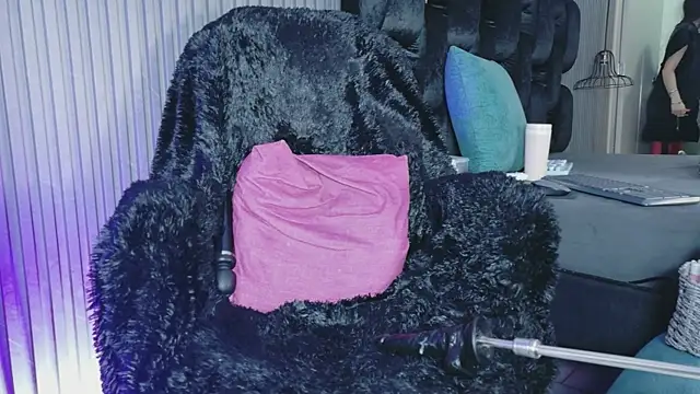 levana1 Live XXX-Chat