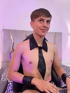 EVAN_TAYのライブXXXチャット