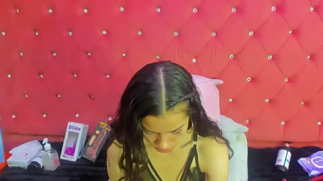 Онлайн чат XXX Nanis_James