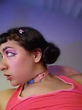 kitty__chs Adlı Modelin Canlı XXX Sohbeti