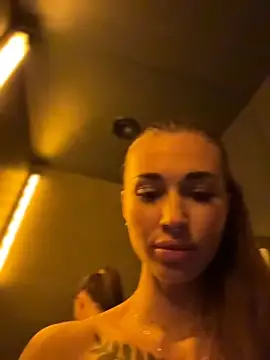 Živý XXX chat Charming_Ritta