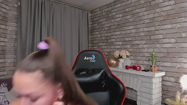 Chat XXX en directo de SarahCoksss