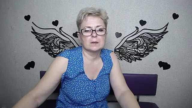 Živý XXX chat EmiliaGree