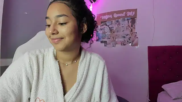 Show de emily_stars1 na webcam