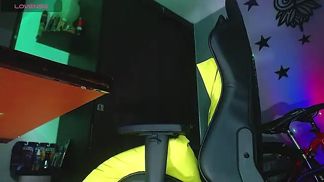 Chat XXX en directo de justincs