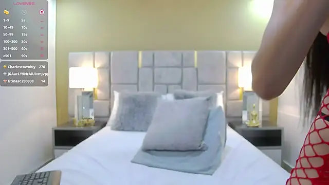 แชท XXX สดของ Little_Amarantha