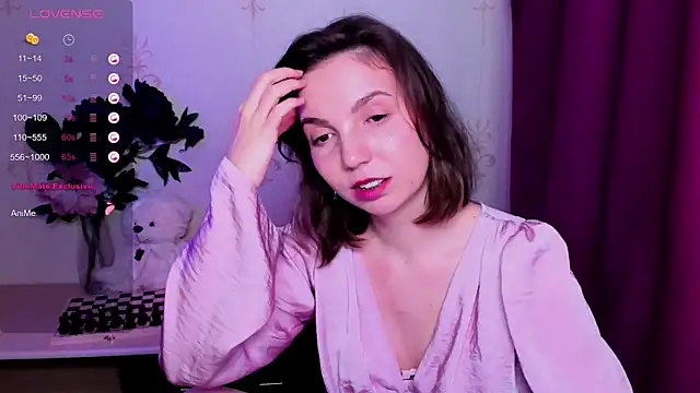 KindHazelHere_ Live XXX-chat