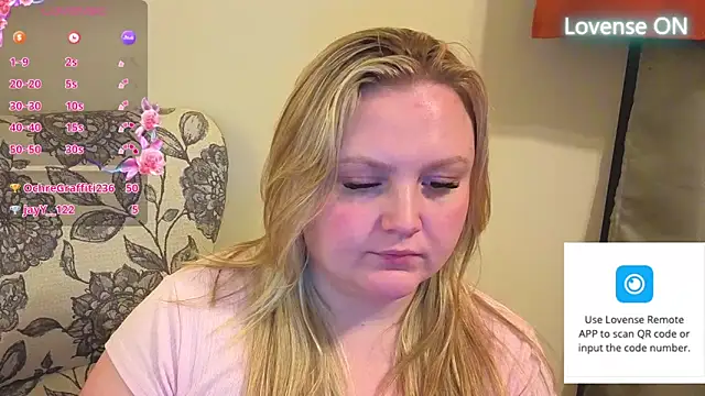 PhatAssBlond's Live XXX Chat