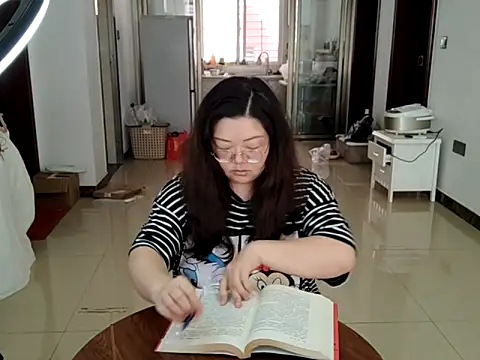 AngelwithEcup 现场XXX聊天