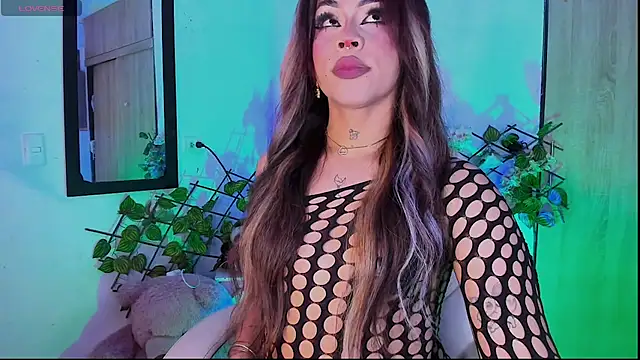 Devil_Kitsa – webcam-show