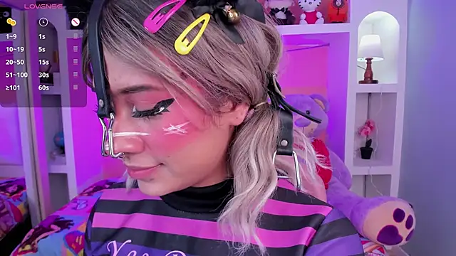 Онлайн чат XXX miss___megan