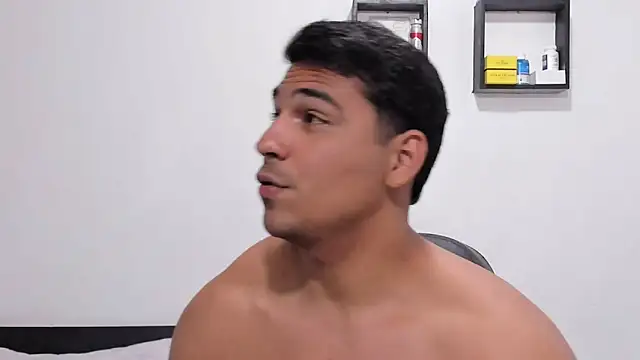 Živý XXX chat noah_belami