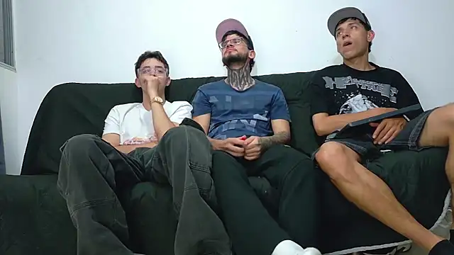 Party_Straight webkamerás műsora