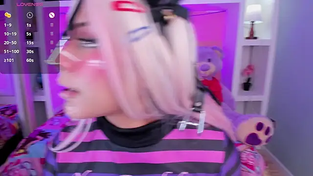 XXX chat uživo modela miss___megan