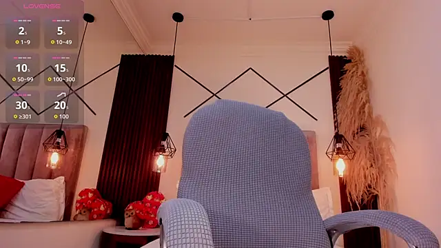 cami_rouxxx_'s Live XXX Chat