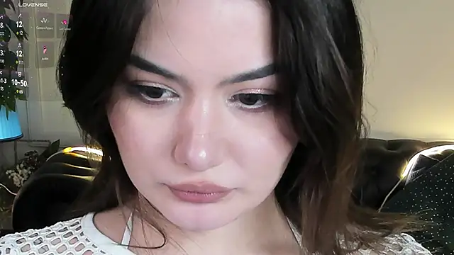 Dark_Moni Adlı Modelin Canlı XXX Sohbeti