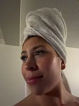 mxmxee webkamerás műsora