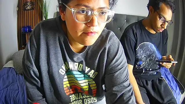 naughtycouplex_ – Kamerová šou