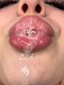 KellyMoors' Live XXX Chat