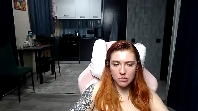 Reginasmilee's Live XXX Chat