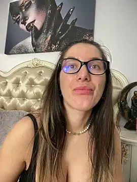 HotXMom_ élő XXX-chatje