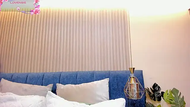 kathecute__ élő XXX-chatje