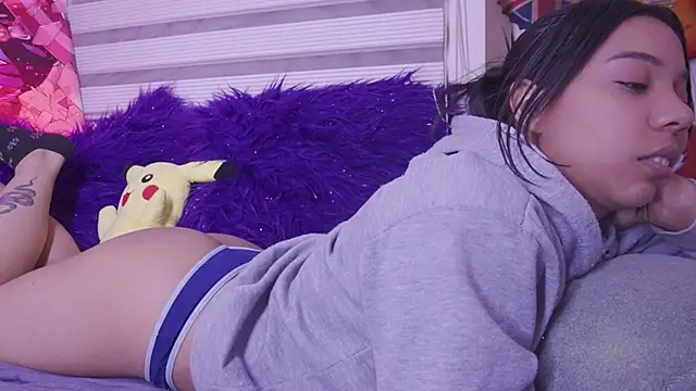 madelyn_rose_'s Live XXX Chat