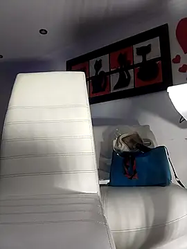 Samycutex Adlı Modelin Canlı XXX Sohbeti