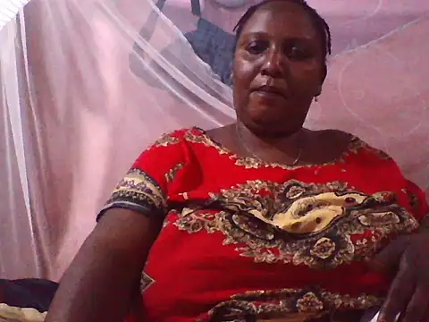 big_clits Adlı Modelin Web Kamerası Şovu