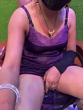 Czat XXX na żywo – CUTI-NAINA