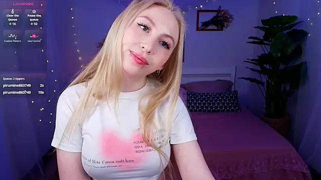 SugarLeash Webcam show