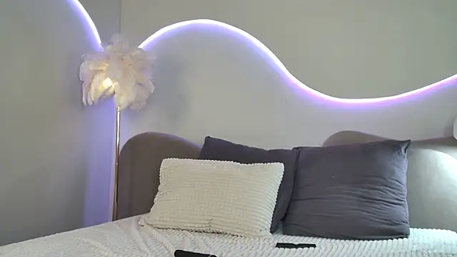 دردشة Nicole_Space الجنسية المباشرة