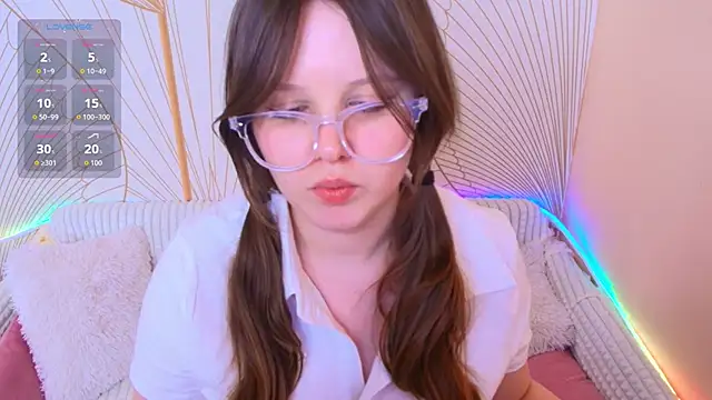 Lana_Delanay Chat XXX in diretta