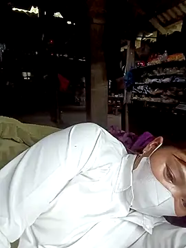 nat-tri's Live XXX Chat