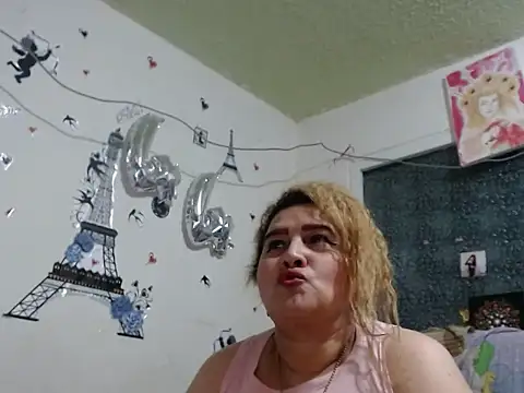 Perla1981-- Chat XXX in diretta