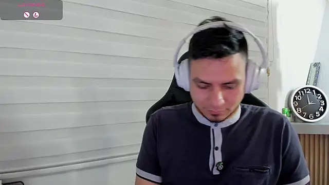 Rick_Adams' Live XXX Chat