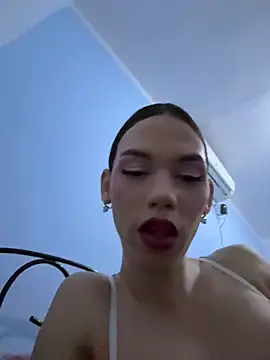 Carlita_cute's Webcam Show