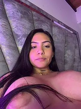 liahouses Chat XXX live