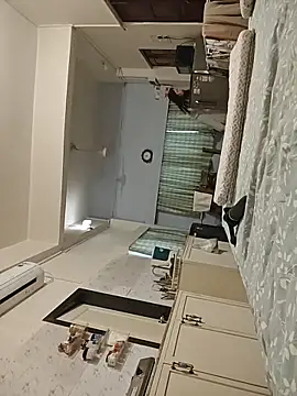 NakedMILFx Chat XXX live