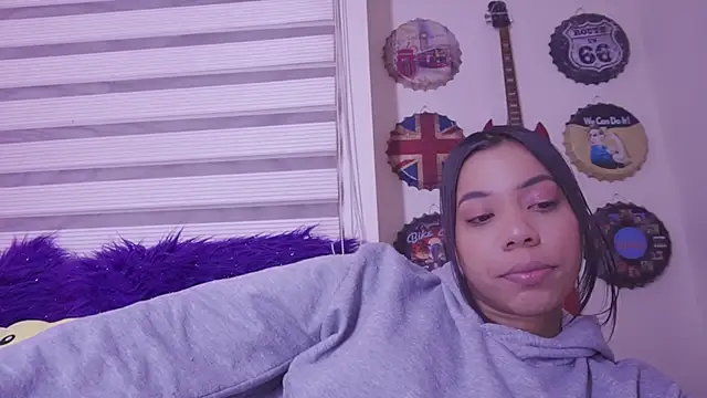 دردشة madelyn_rose_ الجنسية المباشرة