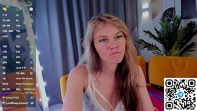 agatha_roose's Live XXX Chat