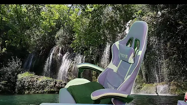 Czat XXX na żywo – mynaughtygirlorangemovie